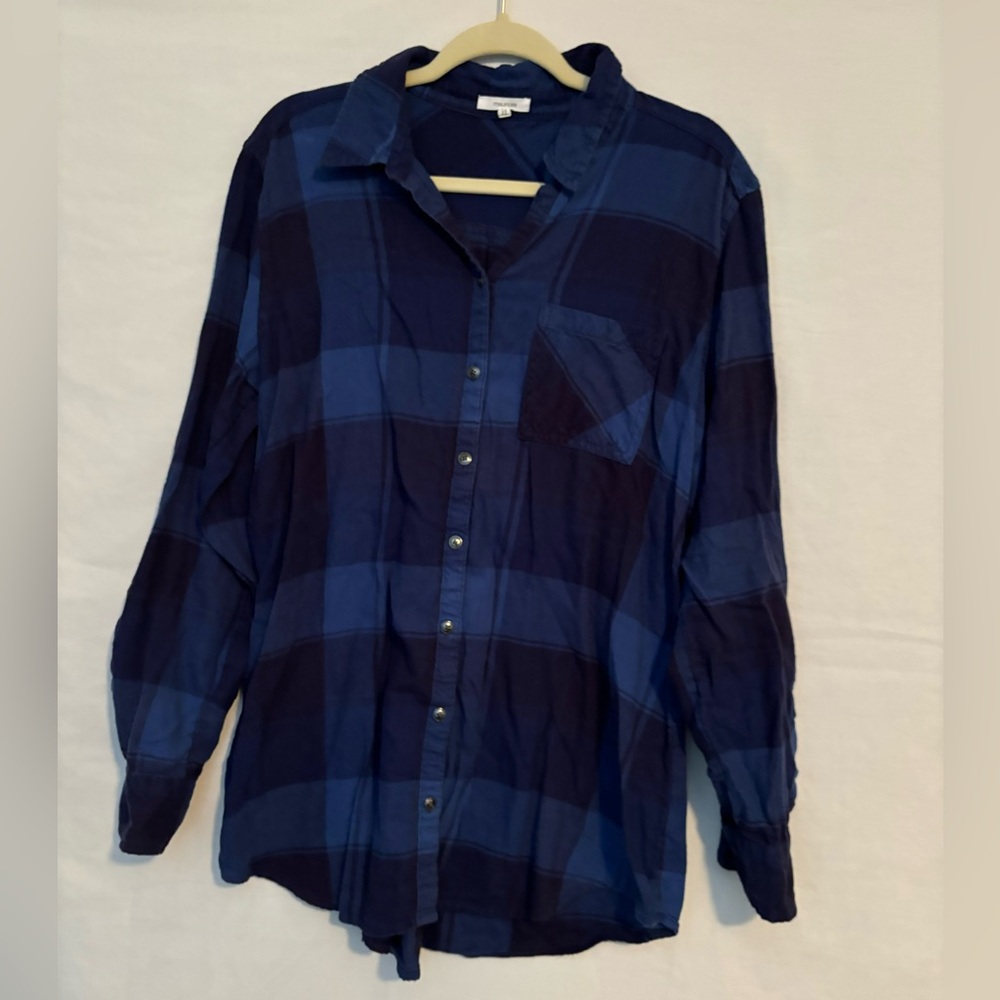Women's Blue Plaid Shirt